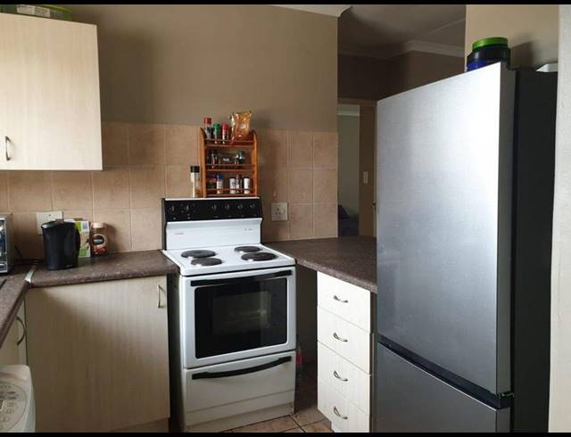 1 BEDROOM APARTMENT FOR SALE IN RIETVALLEIRAND